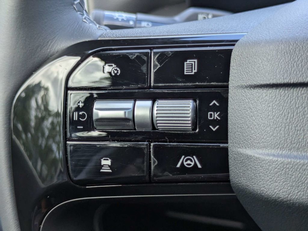 New 2026 Wolf Gray Kia S image 27