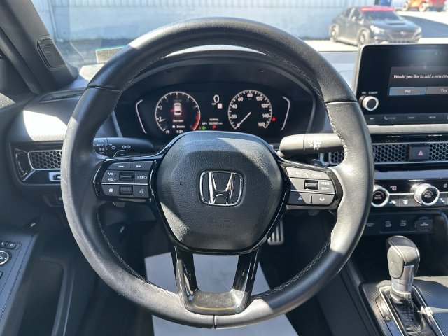 Used 2025  Honda Sport image 13