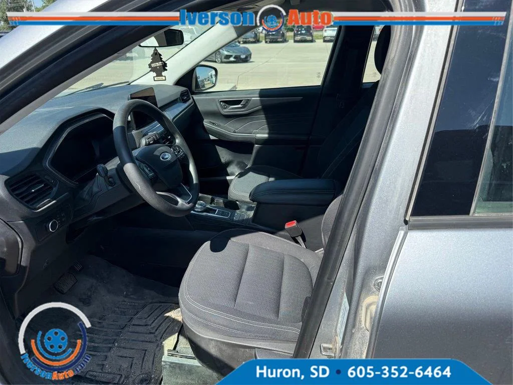 Used 2023 Silver Ford Base image 5