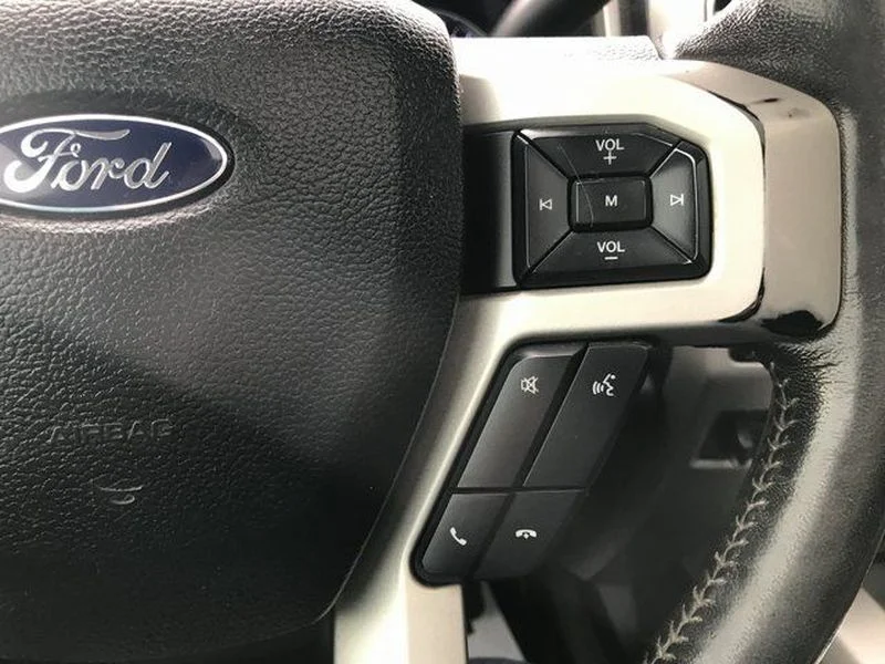 Used 2017 Oxford White Ford Lariat image 12