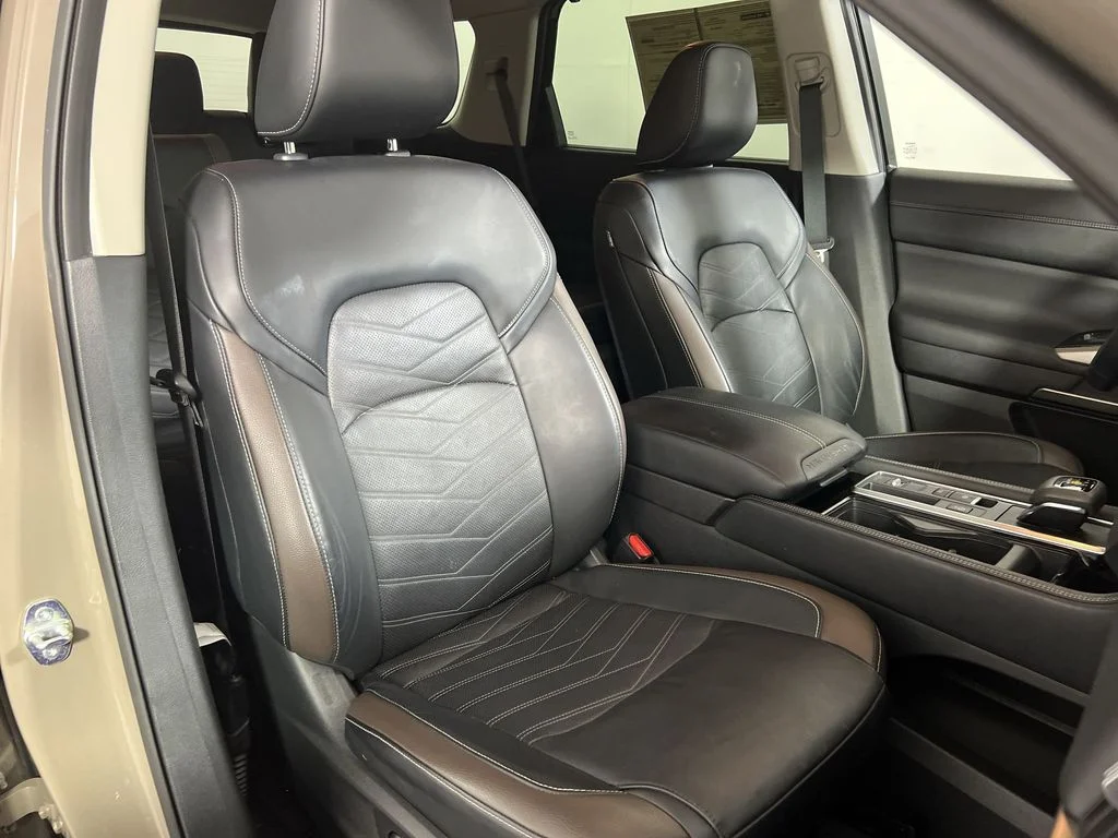 Certified Used 2023 Beige Nissan Platinum image 27