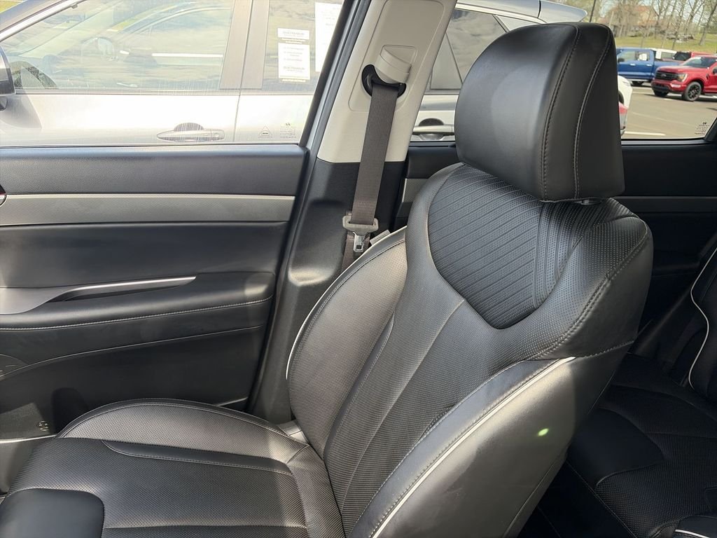 Certified Used 2024 Silver Hyundai SEL image 25