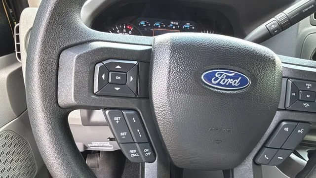 Used 2022 Yellow Ford CUTWY image 26