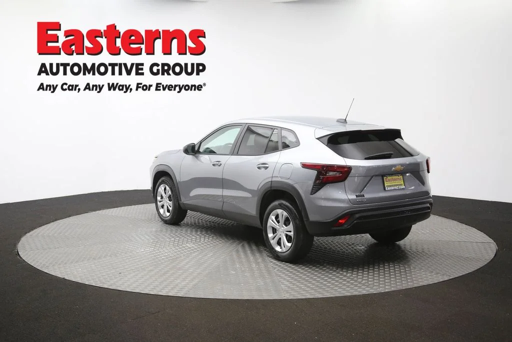 Used 2024 Gray Chevrolet LS image 63