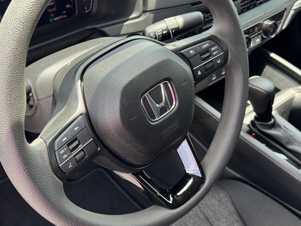 Used 2025  Honda LX image 15