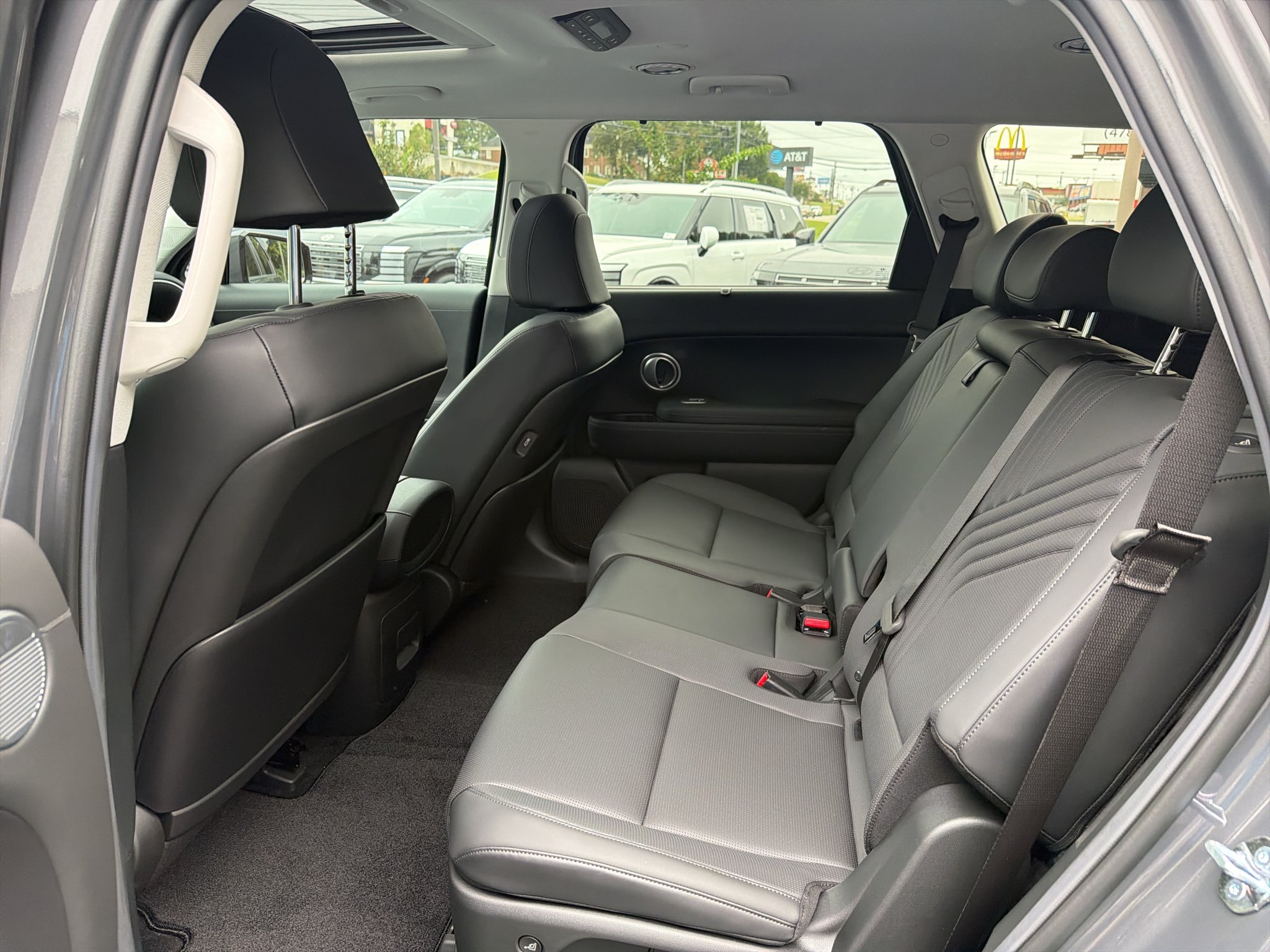 New 2027 Ecotronic Gray Pearl Hyundai Blue SEL Premium 8P image 47