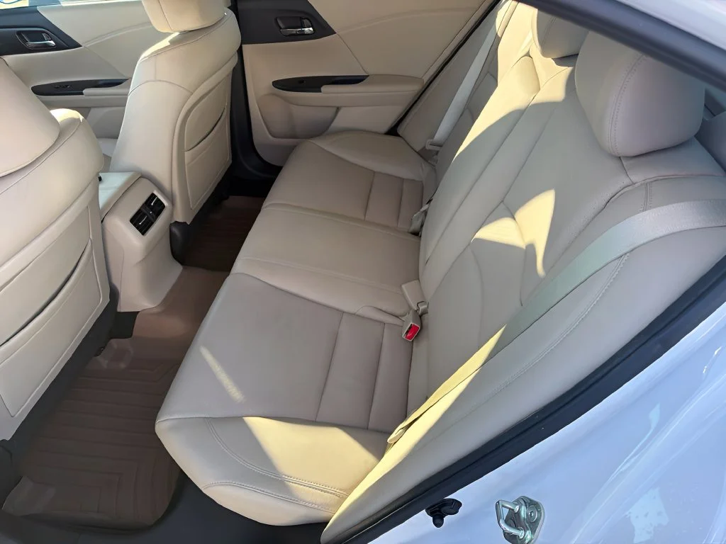Used 2014  Honda EX-L image 12