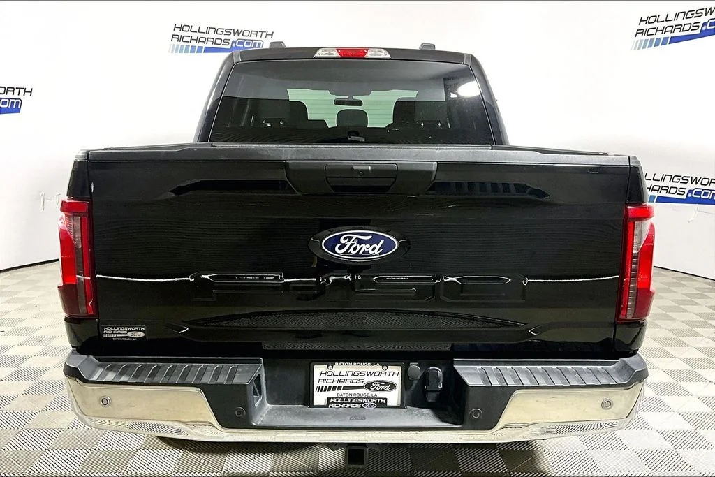 Certified Used 2025 Black Metallic Ford XLT image 4