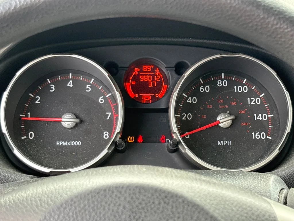 Used 2009 Blue Nissan SL image 27