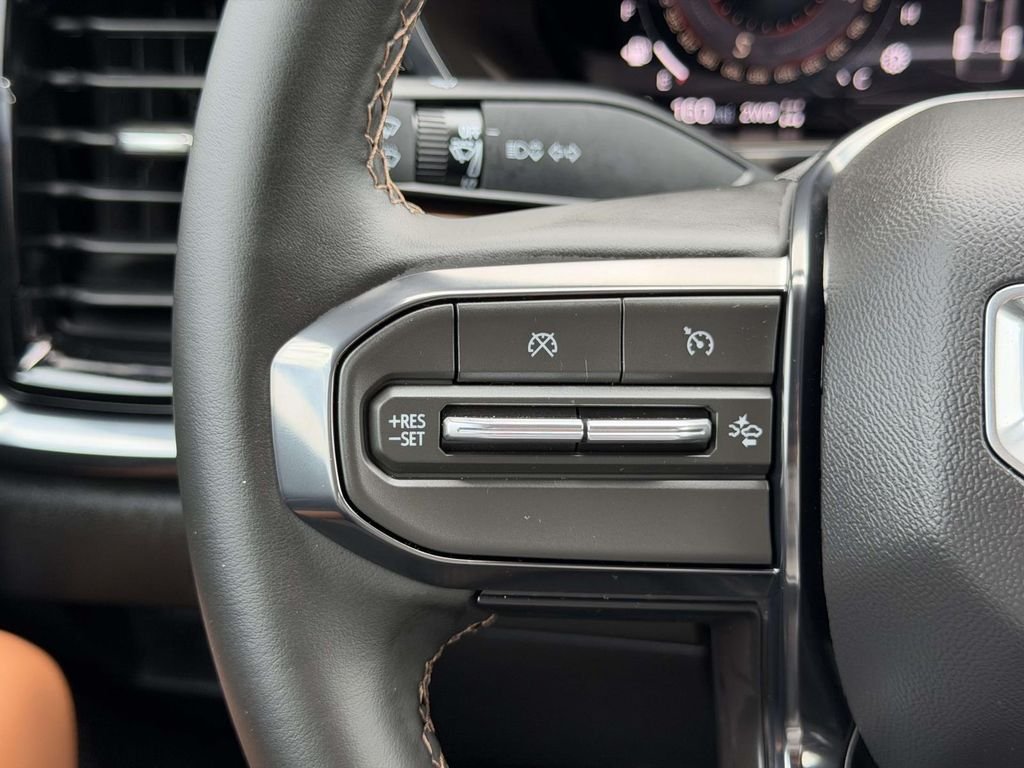 2026 GMC Canyon AT4 - Photo 9