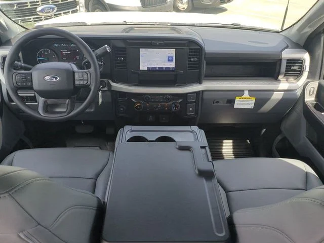 2025 Ford F-450 Super Duty Chassis Cab XL - Photo 14