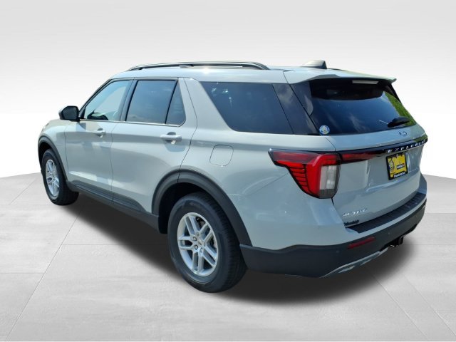 New 2027 Avalanche Gray Ford Active image 9