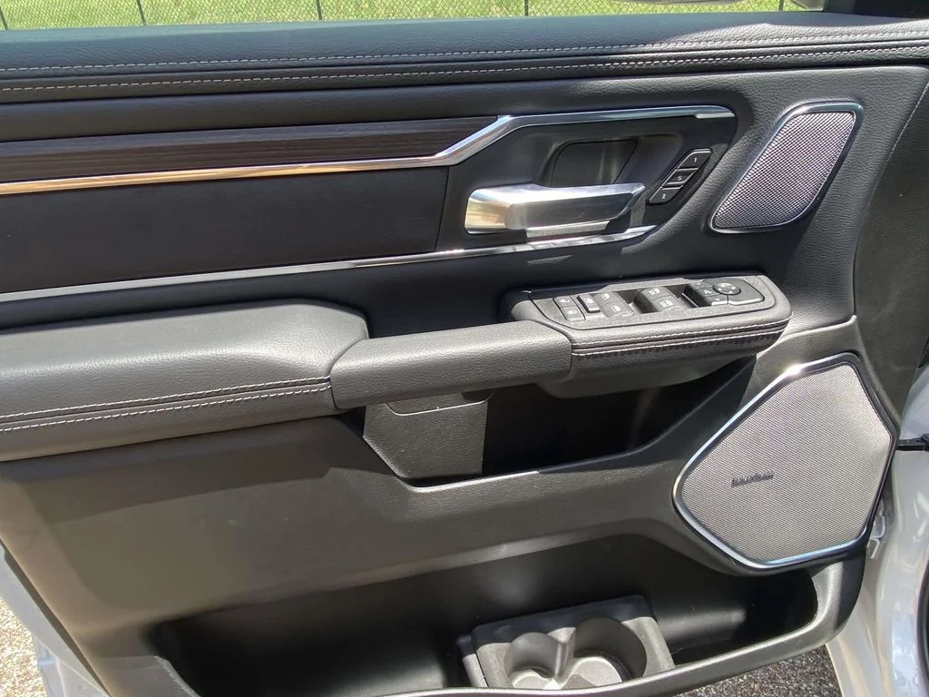 2026 RAM 1500 Laramie - Photo 14