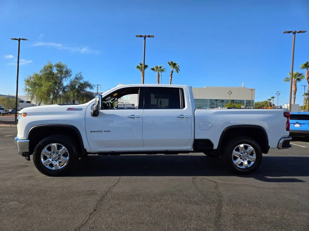 Used 2020 SUMMIT WHITE Chevrolet LTZ image 3