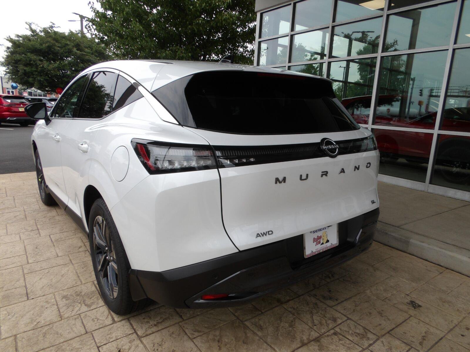New 2026 Everest White Pearl TriCoat Nissan SL image 5