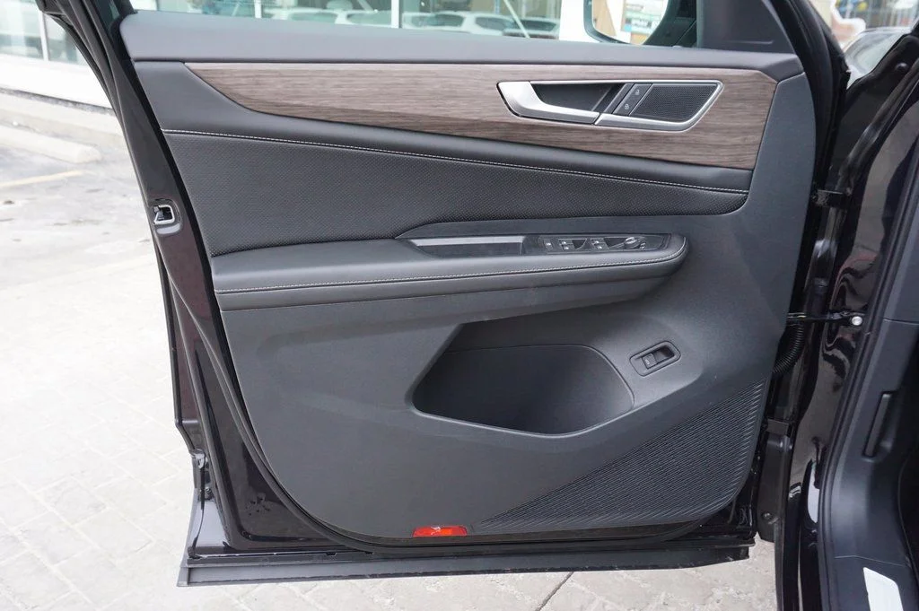 New 2026 Black Volkswagen 2.0T SEL image 27