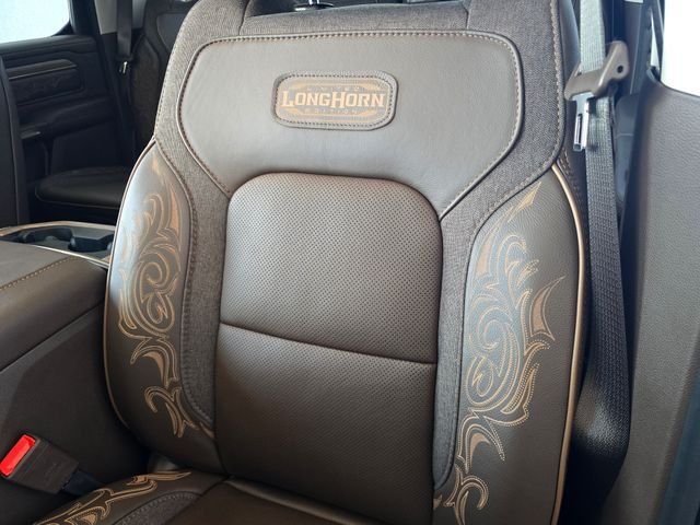 New 2026 Diamond Black Crystal Pearl-Coat Exterior Paint RAM Limited image 29