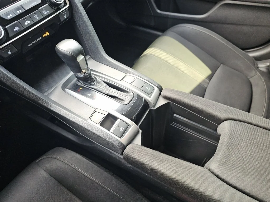 Used 2019 Platinum White Pearl Honda EX image 34