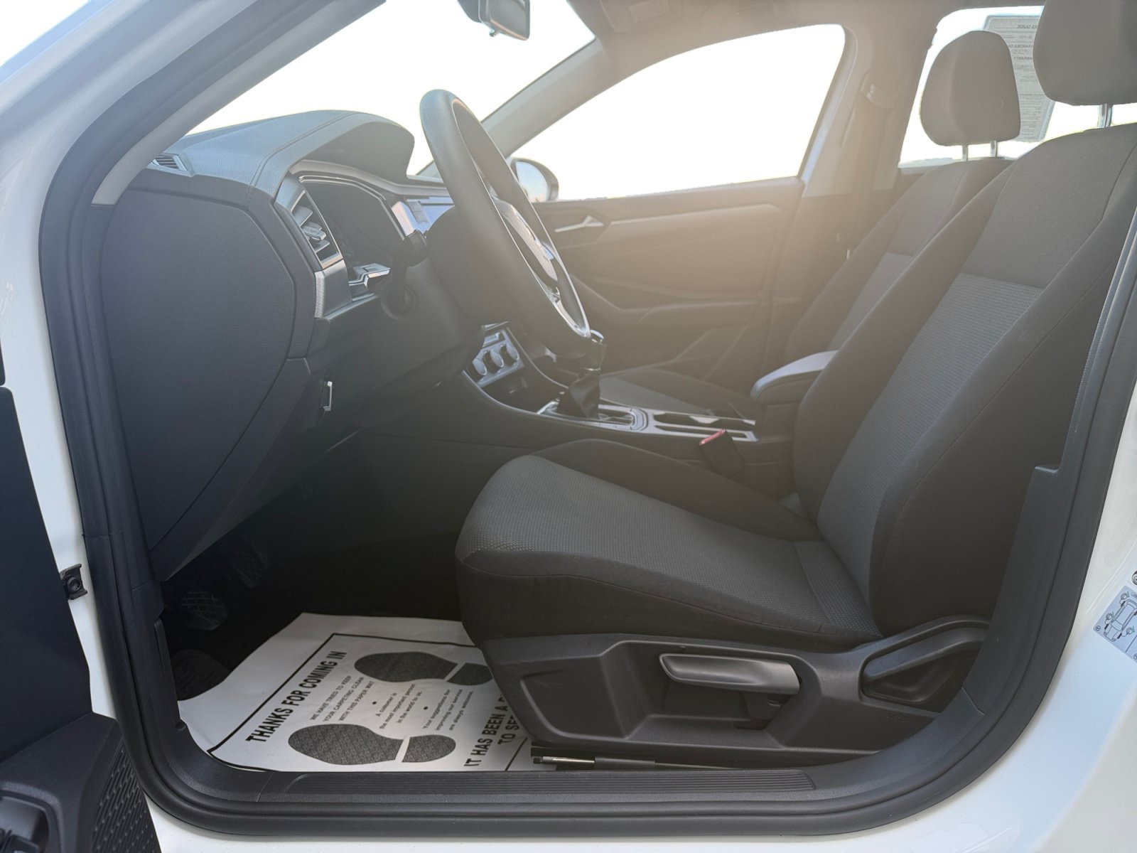Used 2021 Pure White Volkswagen S image 8