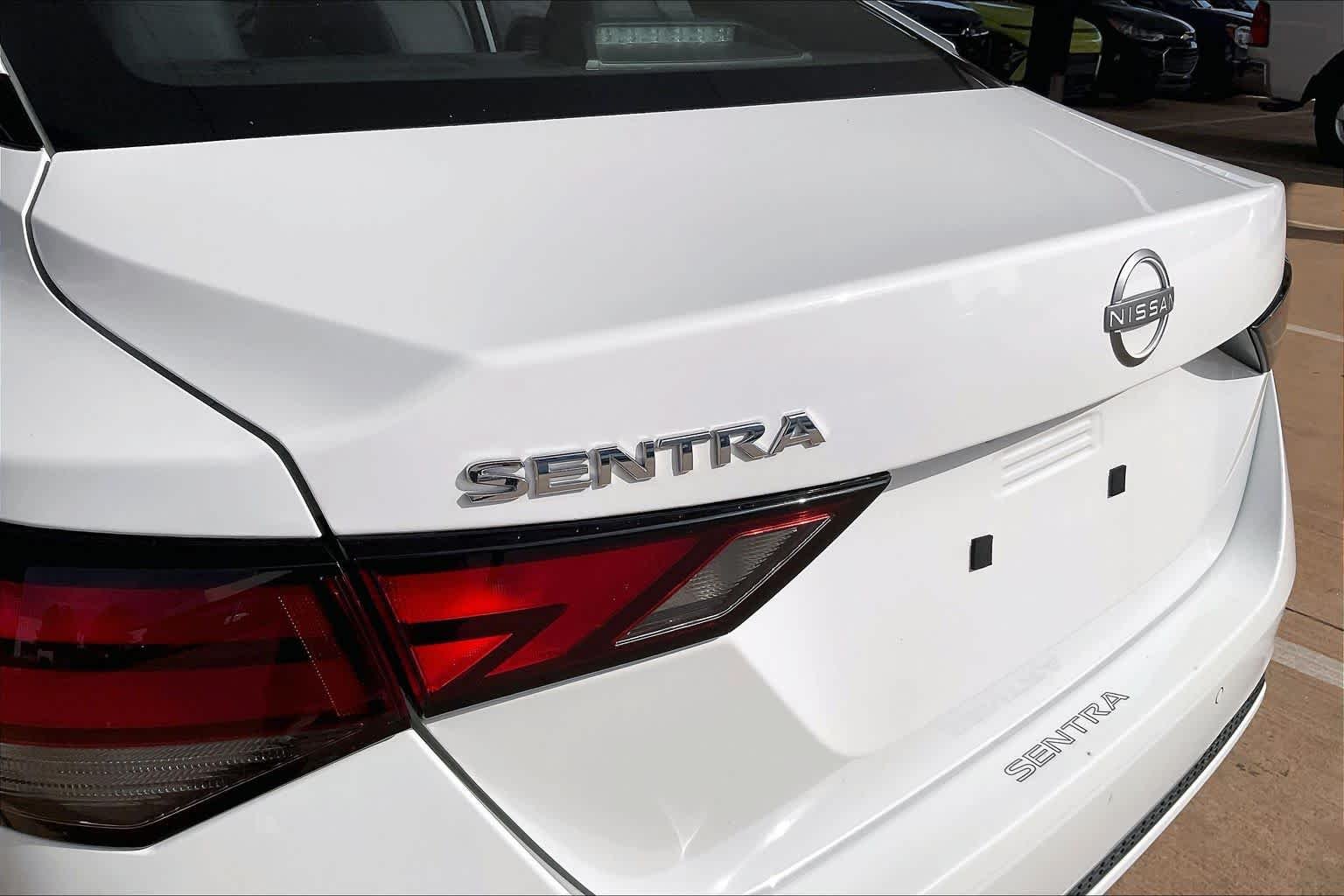 Used 2025 Fresh Powder Nissan SV image 11