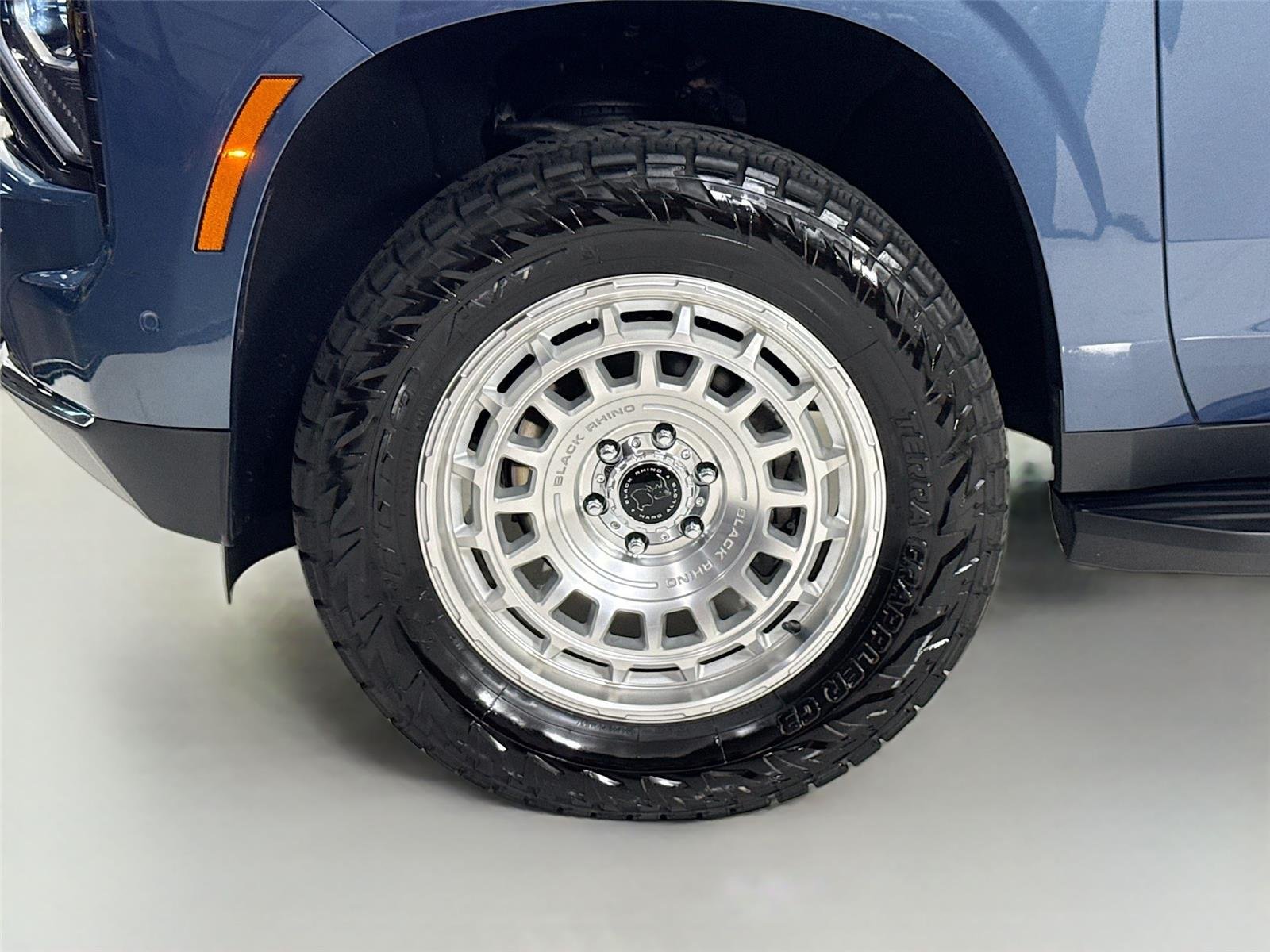 Used 2025 Lakeshore Blue Metallic Chevrolet Premier image 46