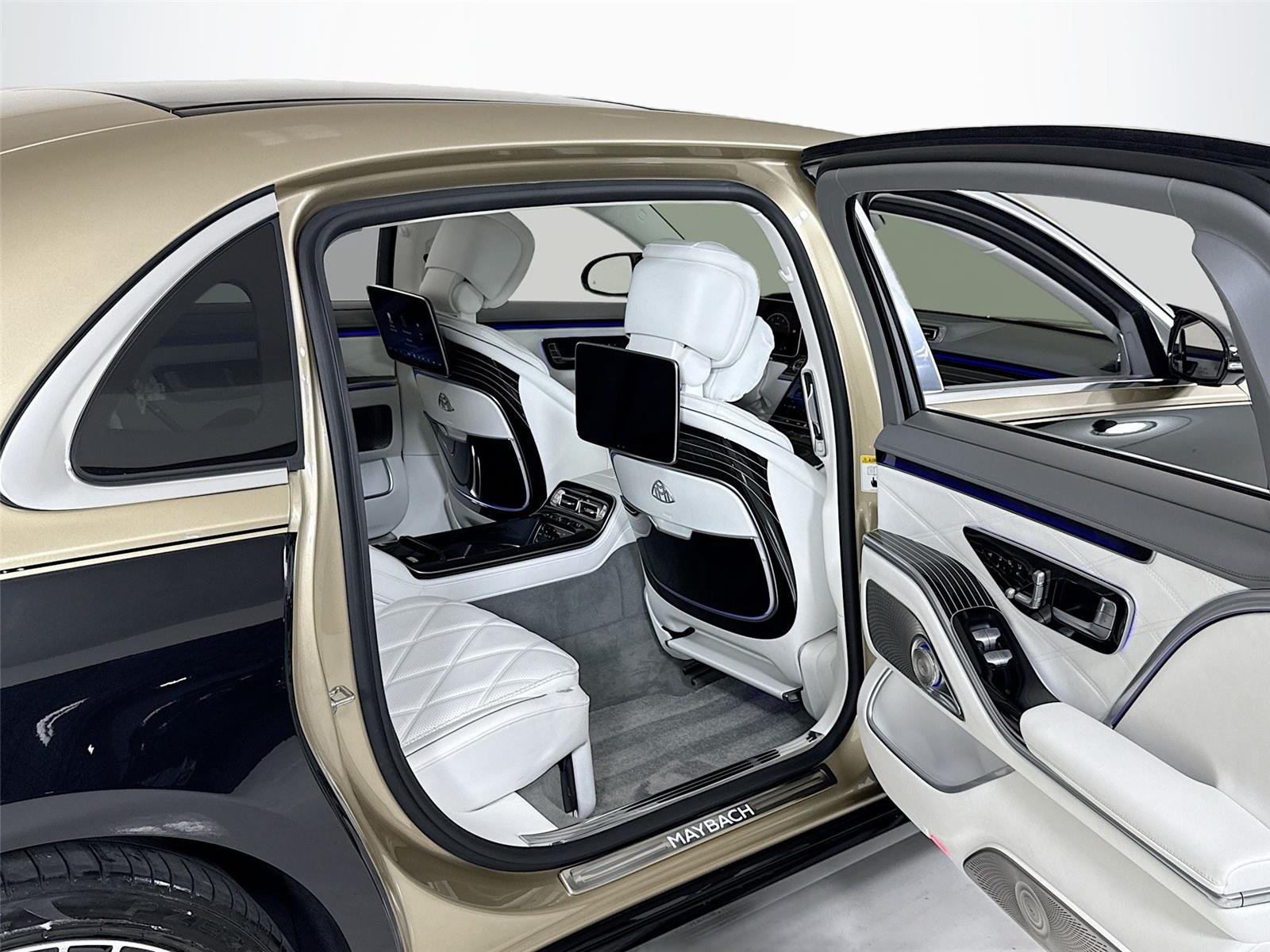 Used 2025 Kalahari Gold/Obsidian Black Mercedes-Benz Maybach S 680 | Mansory Trim | Factory Two Tone | $282k MSRP image 36