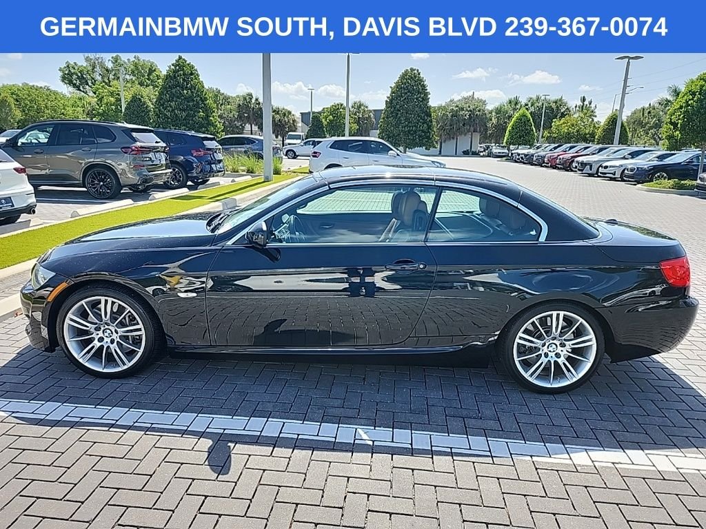Used 2013 Black Sapphire Metallic BMW 335i image 3