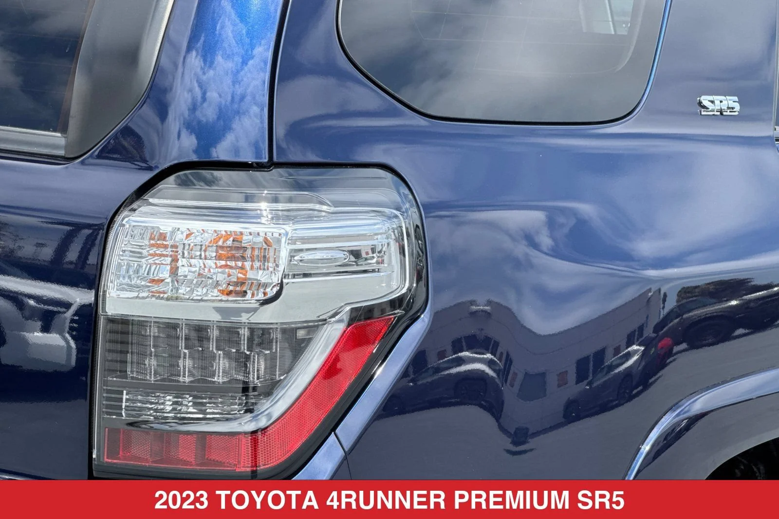 Used 2023 NAUTICAL BLUE METALLIC Toyota SR5 Premium image 31