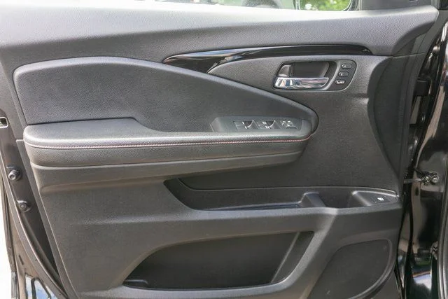 Used 2021 Black Honda Black Edition image 21