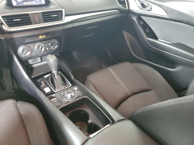 Used 2018 Red Mazda Sport image 16