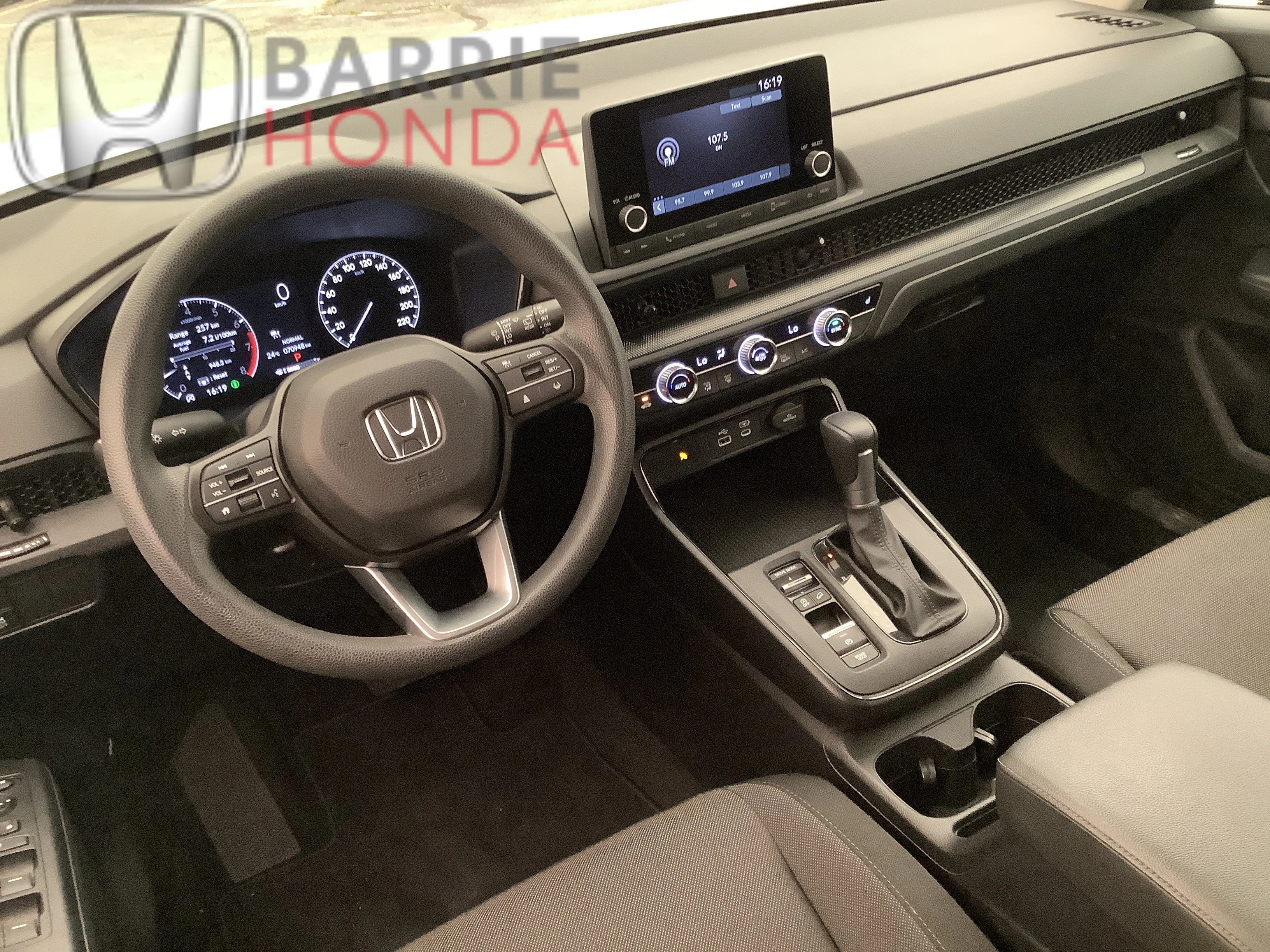 Used 2024 Platinum White Pearl Honda LX-B image 20
