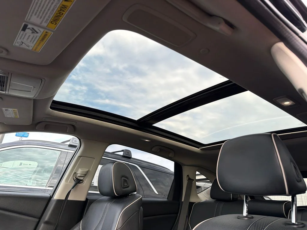 Used 2020 Black Acura Advance Package image 32