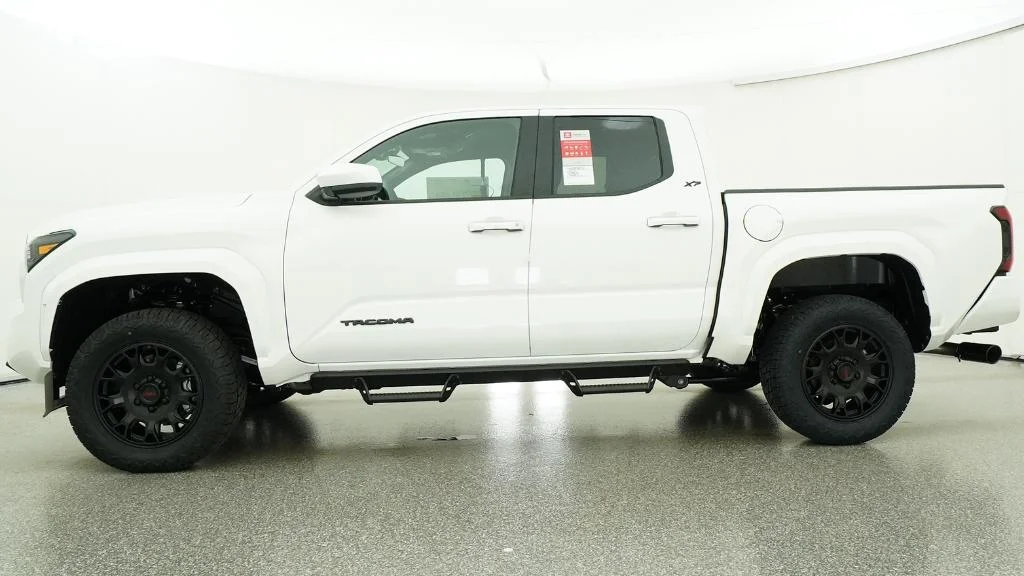 New 2026 Ice Cap Toyota SR5 image 9