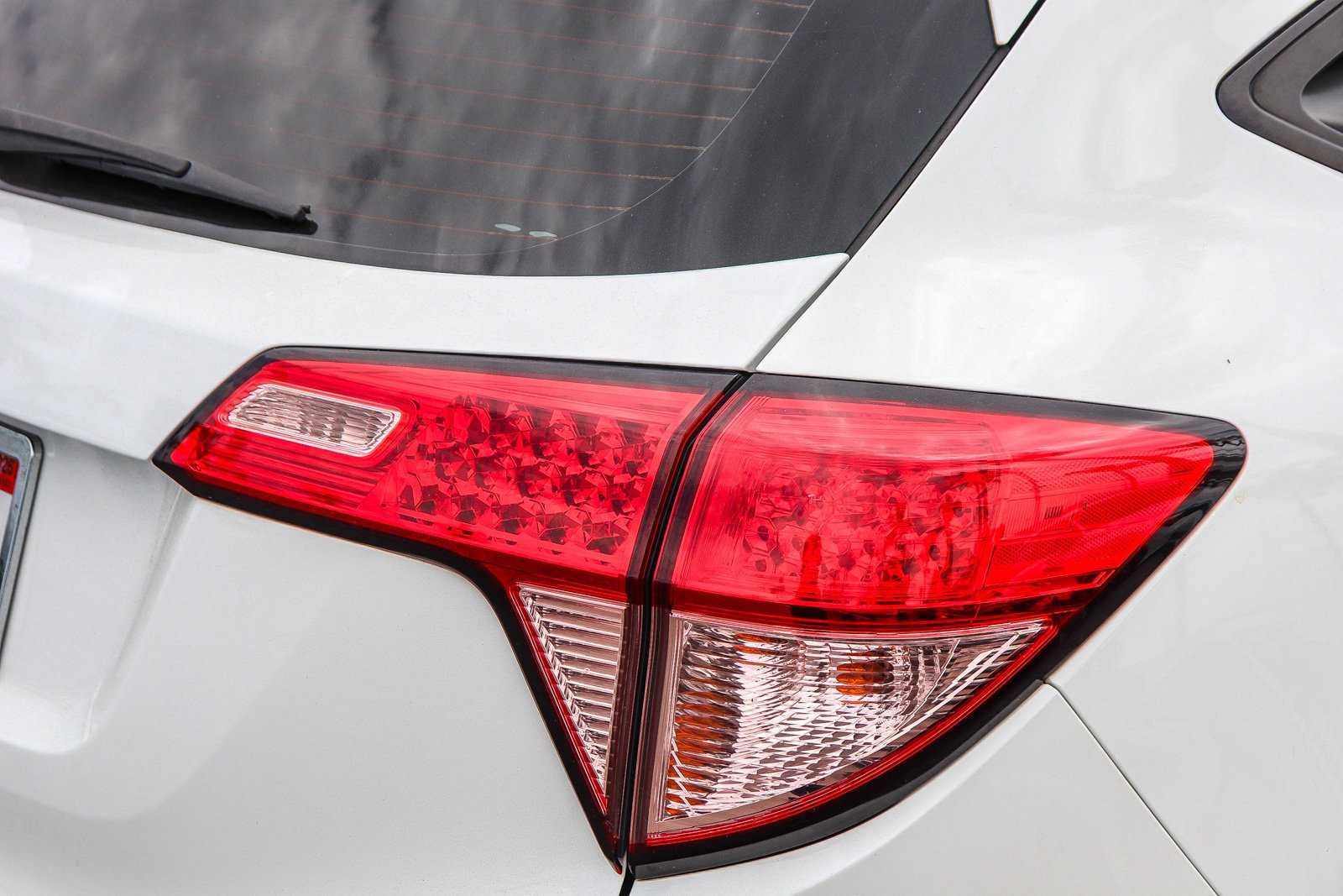 Certified Used 2018 White Orchid Pearl Honda LX image 9