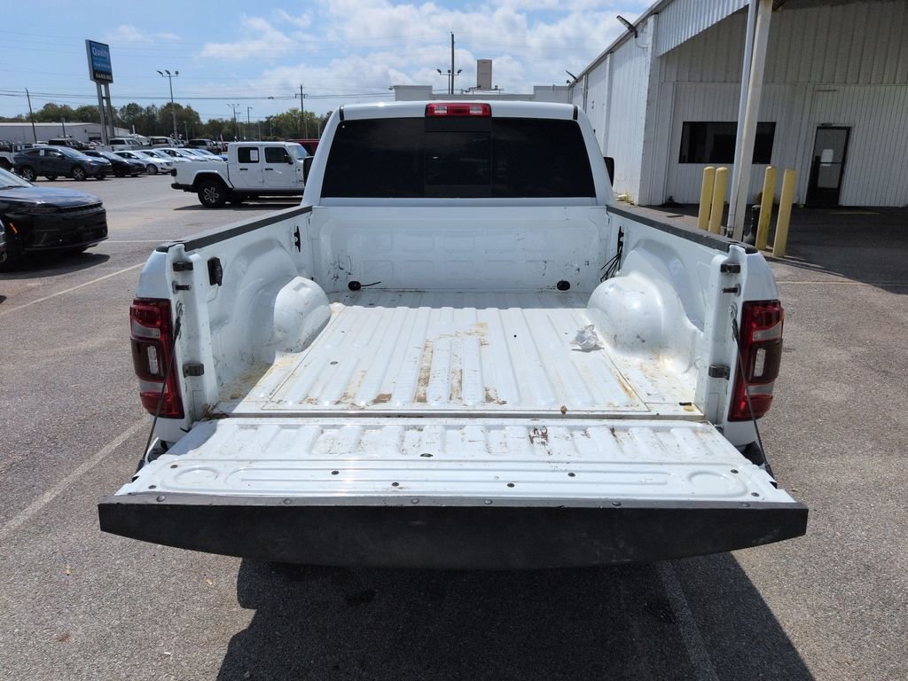 Used 2024 White Ram Laramie image 29