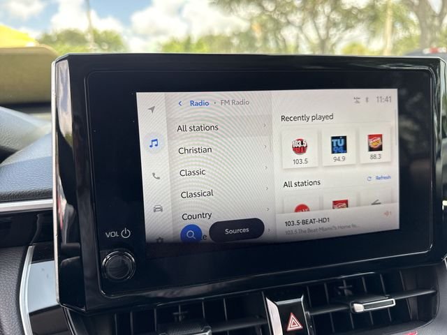 2023 Toyota Corolla Cross XLE - Photo 16