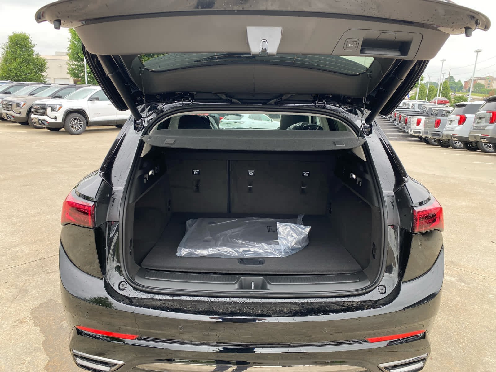 2026 Buick Envision Sport Touring - Photo 24