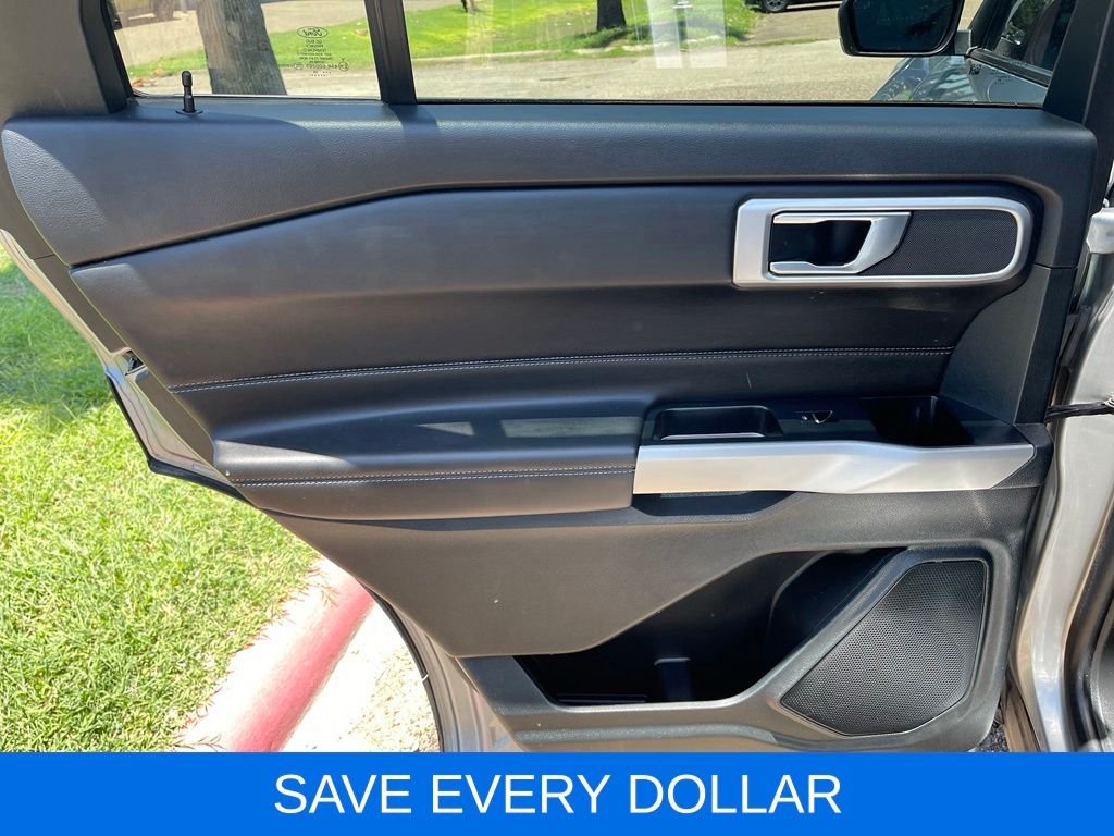 Used 2024 Silver Ford XLT image 13