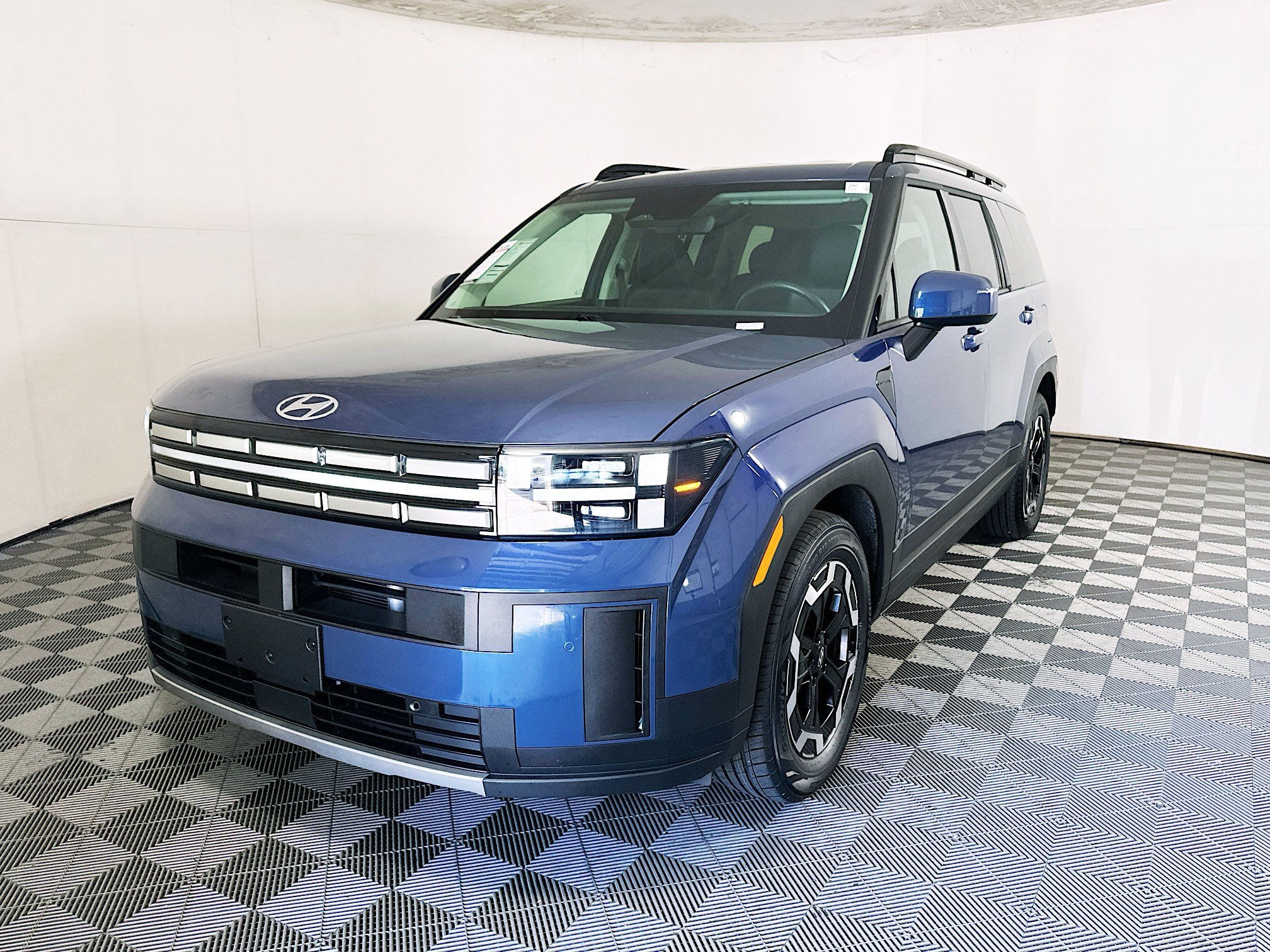 Used 2025 Atlantis Blue Hyundai SEL image 7