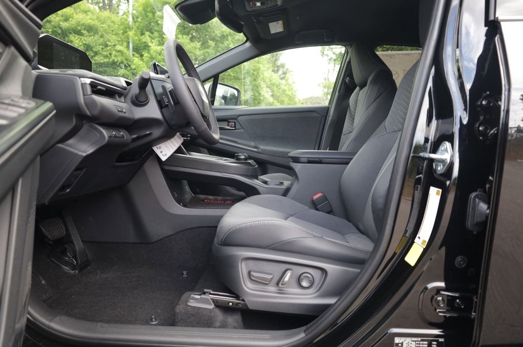 2026 Toyota C-HR XSE - Photo 20
