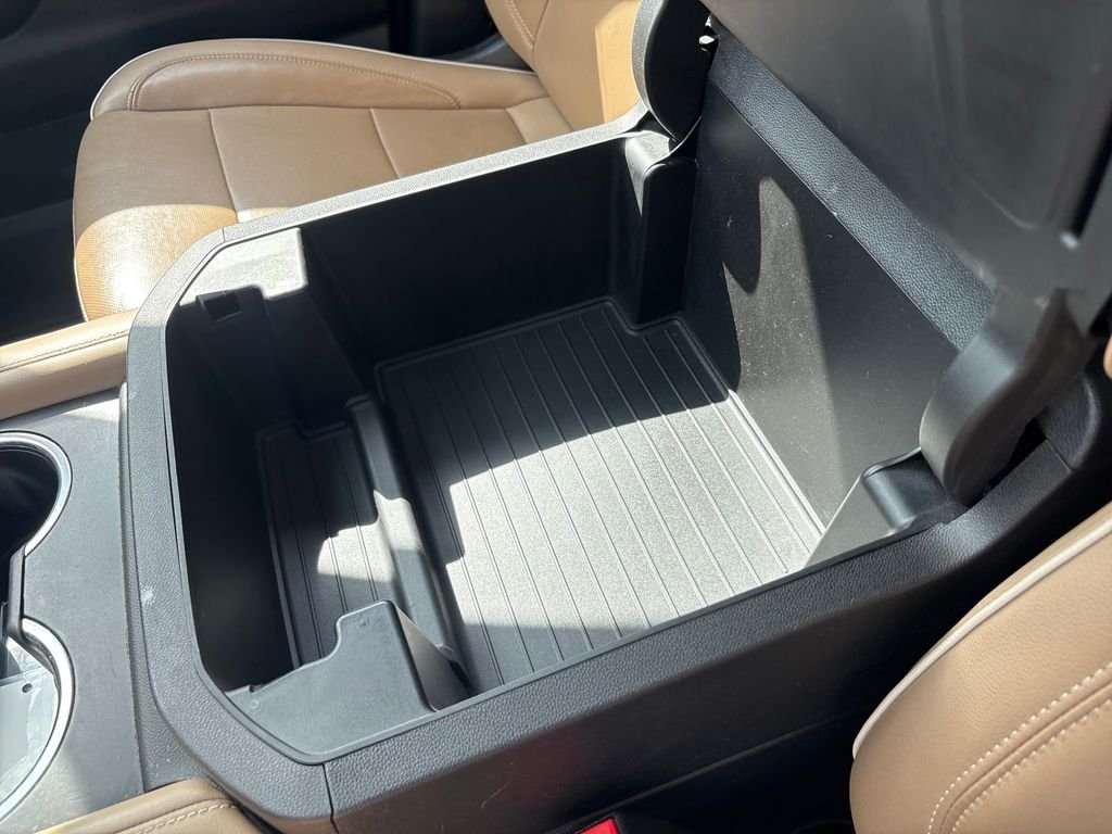Used 2021 Beige Chevrolet Premier image 26