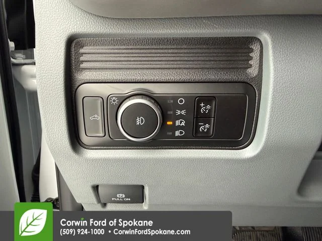 New 2026 Oxford White Ford XL image 25