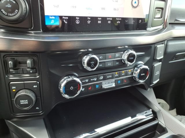 New 2026 Agate Black Metallic Ford F-350® Lariat® image 25