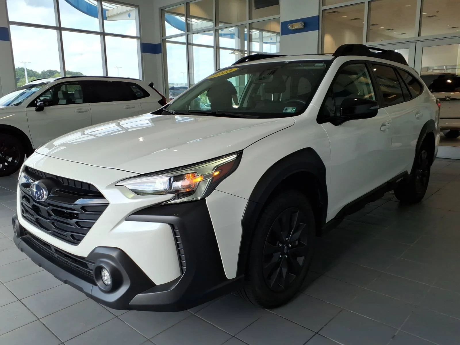 Certified Used 2025 Crystal White Pearl Subaru Onyx Edition image 8