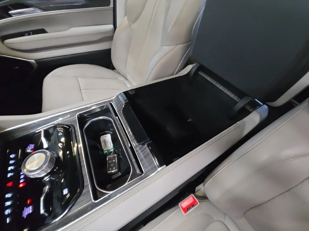 Used 2022 Gray Jeep Series III image 27