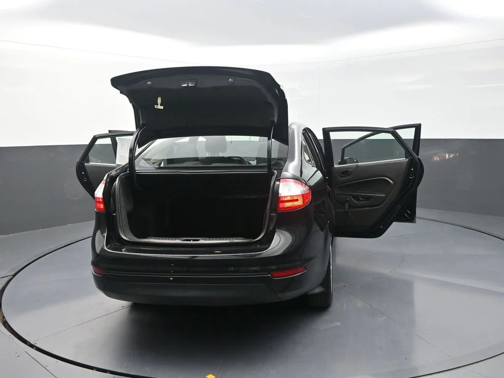 Used 2019 Black Ford S image 35