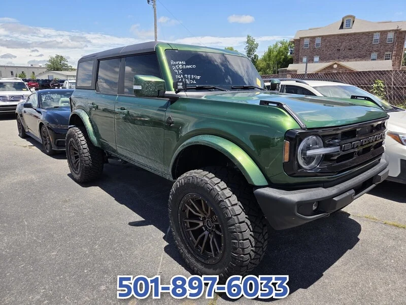 Used 2025 GREEN FORD OUTER BANKS 4 DOOR 4X4 image 3