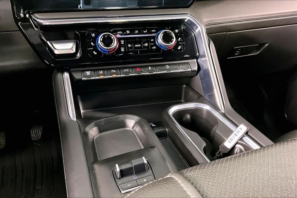 Used 2024 Silver GMC Denali image 9