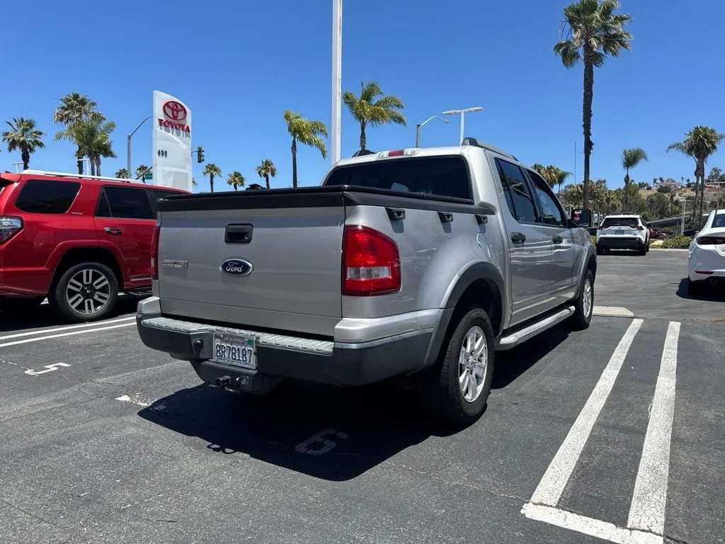 Used 2007 Silver Ford XLT image 3