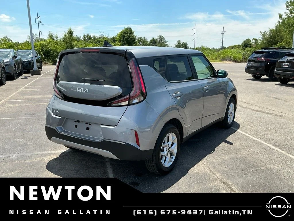 Used 2025 Steel Gray Kia LX image 7